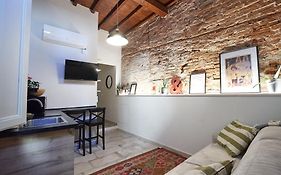 Dante, Apartment In The Historic Center